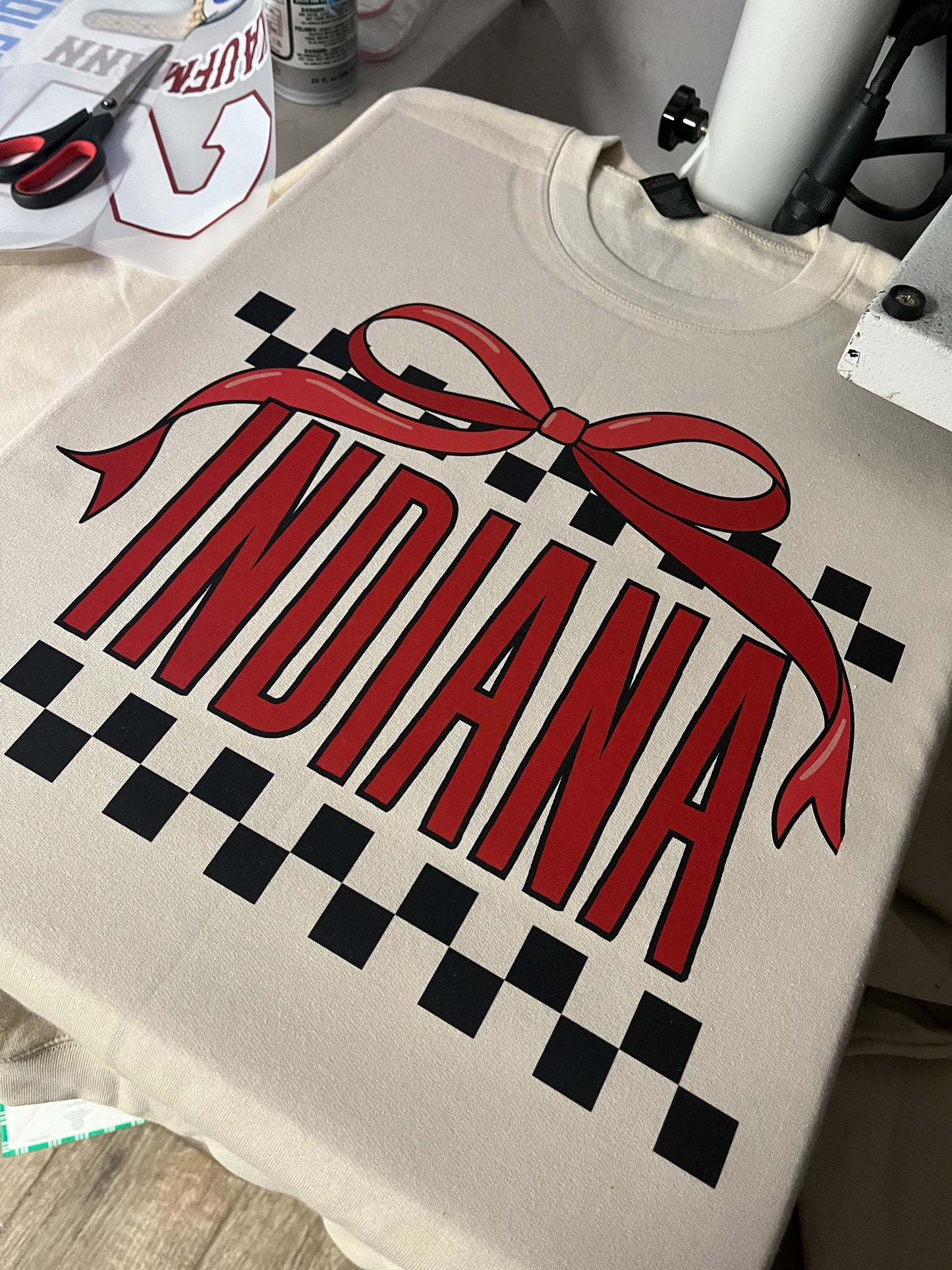 Indiana Checkered bow