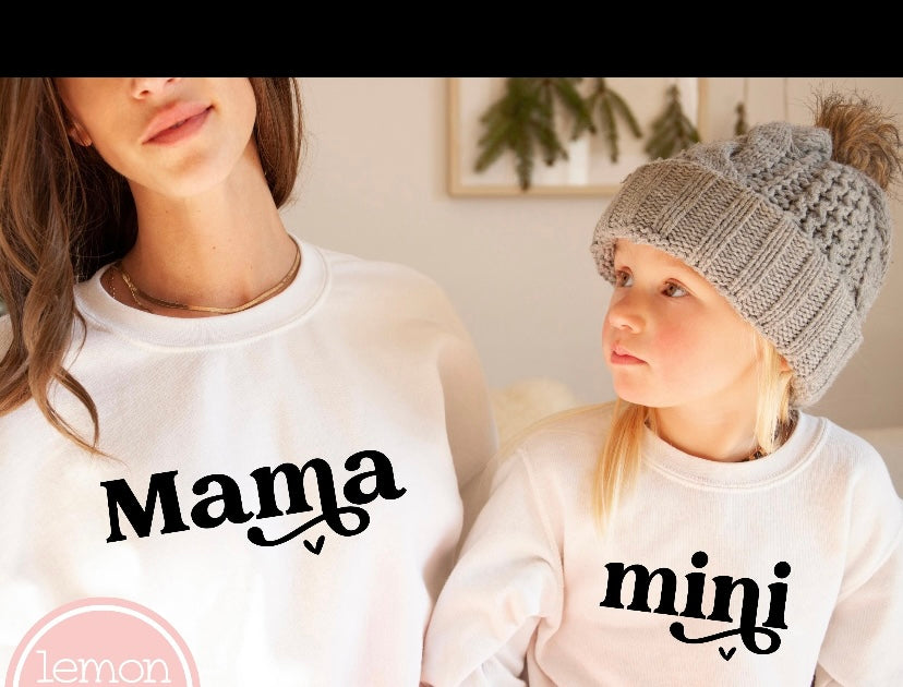Mama Retro Script