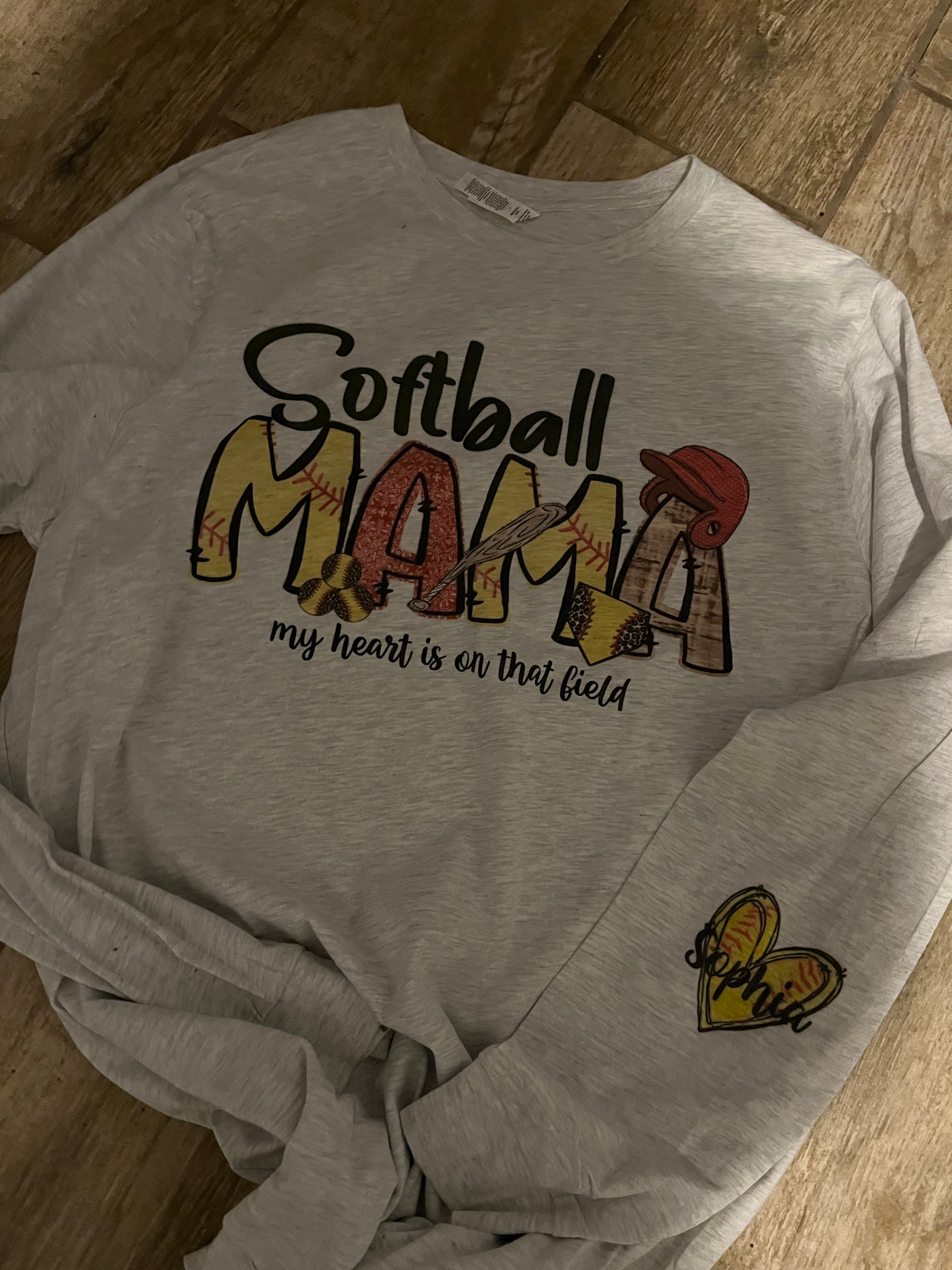 Baseball/Softball Mama Heart on Field Special (include name or number in personalization box) - 0